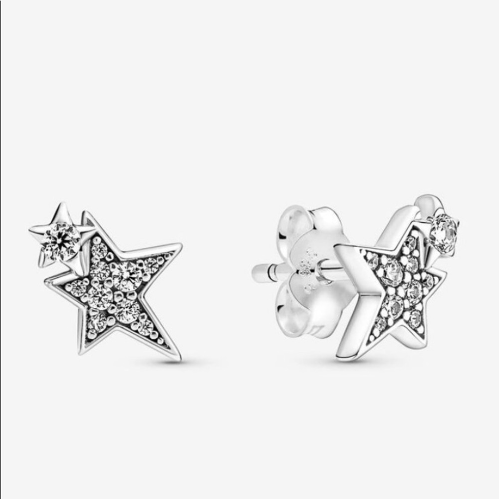 Beautiful Pandora star earrings brand new